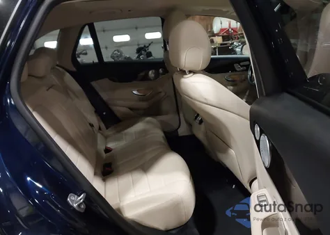 2017 Mercedes-Benz Glc 300 4Matic from USA, damaged, VIN WDC0G4KB1HF143284